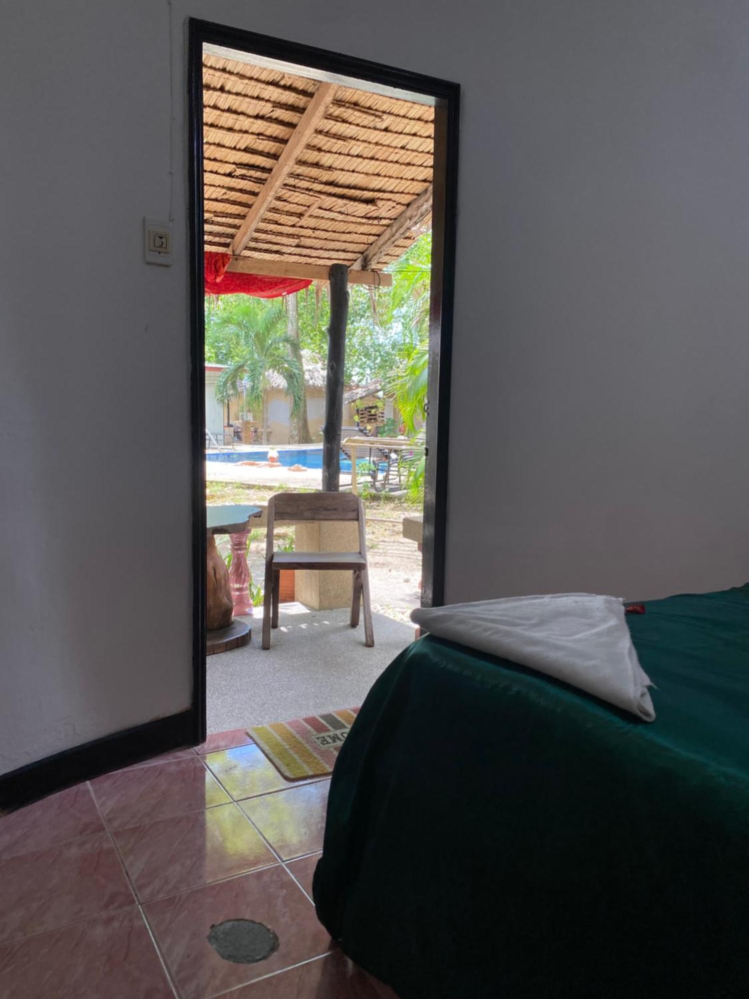 Appartement Hutofhappiness à Thong Sala Extérieur photo